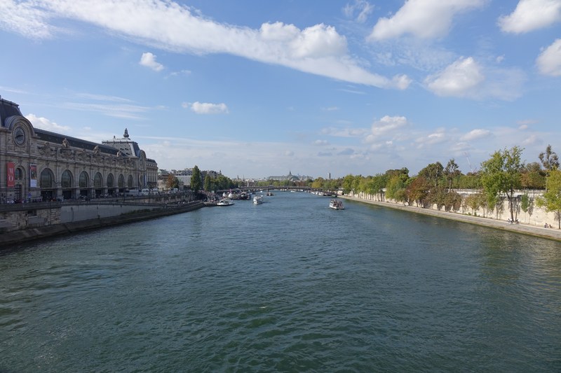 Musée d'Orsay alongside the Seine Paris