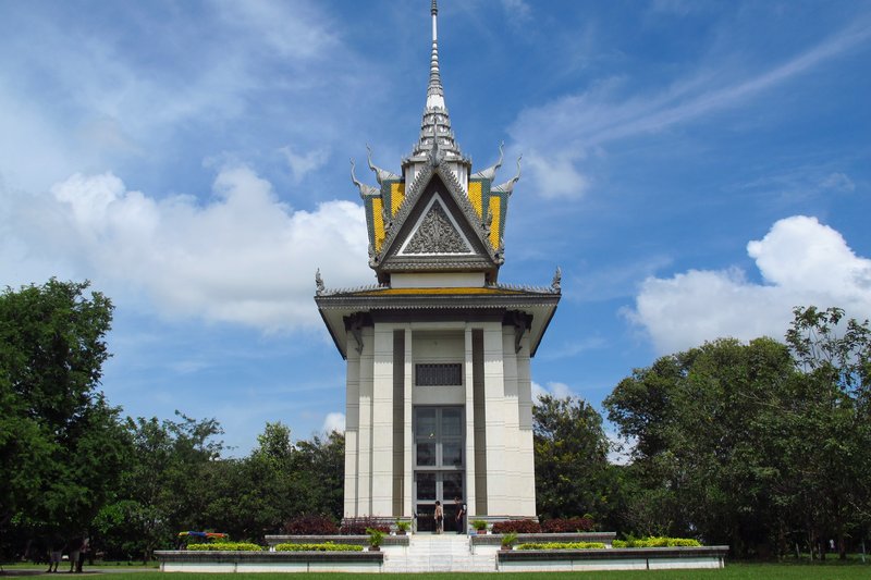 Choeung Ek memorial stupa