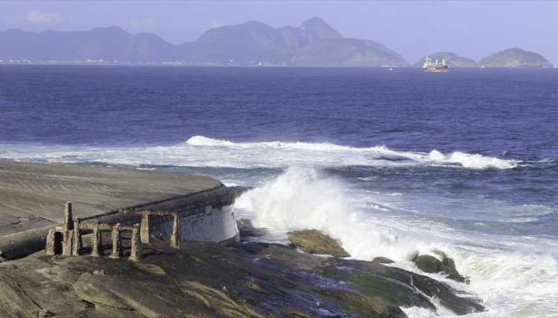 Forte de Copacabana – night view, Copacabana