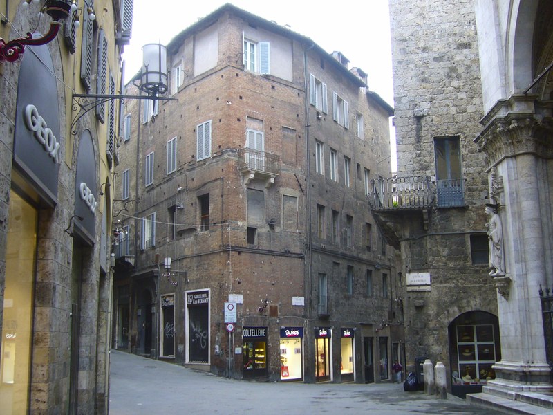 Croce del Travaglio, Siena