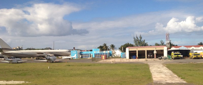 Princess Juliana International Airport