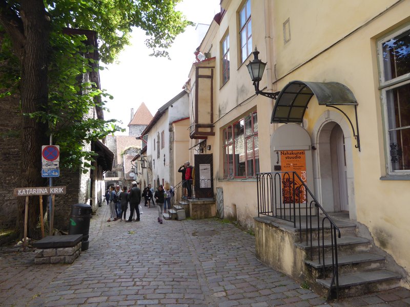 Katariina käik, Dominican Monastery entrance alley