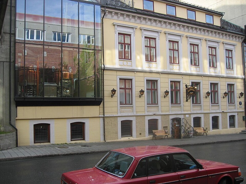 Mack Ølhallen