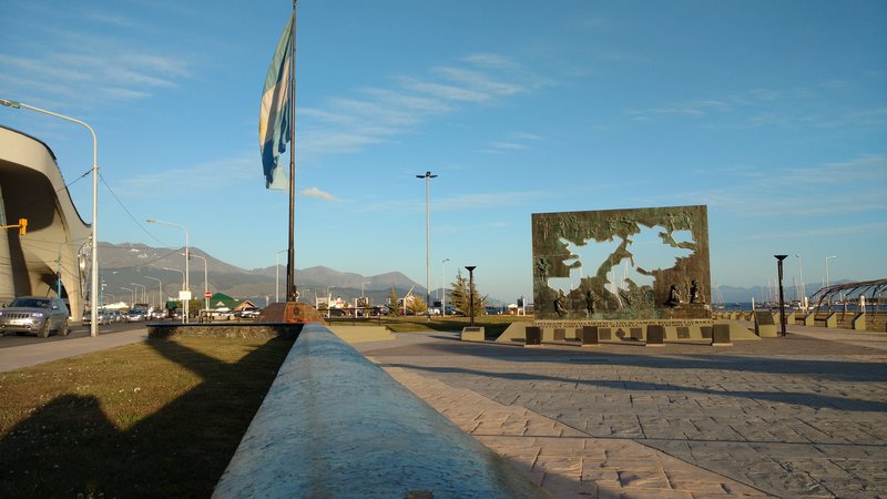 Plaza Islas Malvinas, Ushuaia