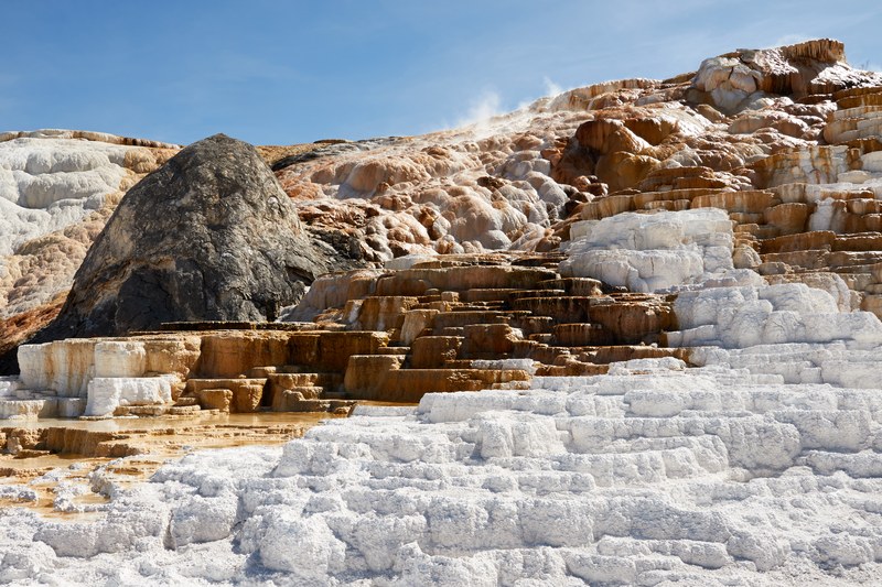Mammoth Hot Springs travertine terraces